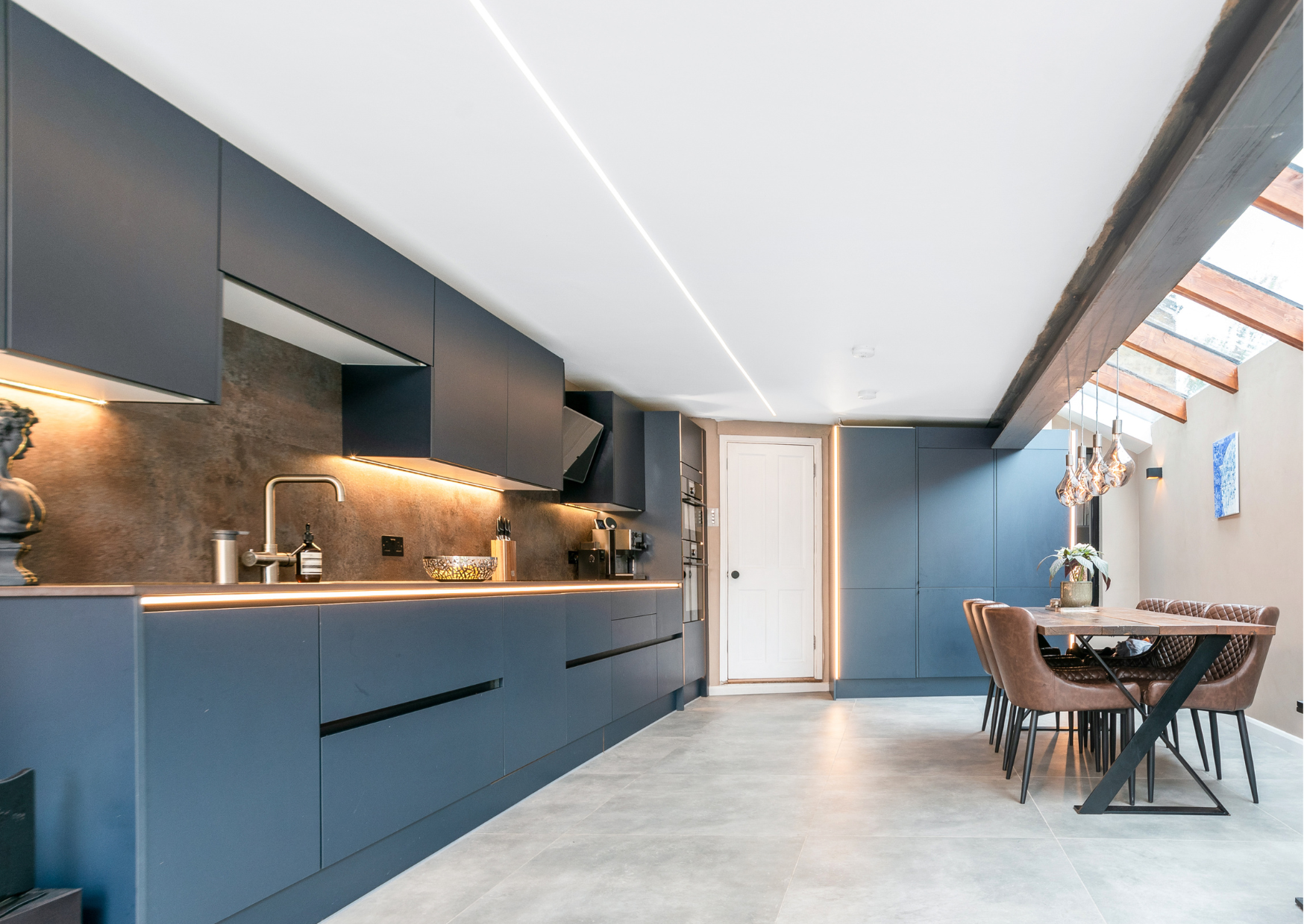 Kitchen extension | Skylight | Modern Kitchen | simply extend