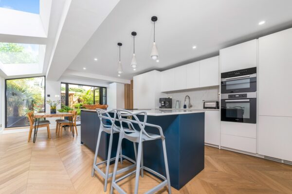 Kitchen extension | Skylight | Kitchen island | Simply extend